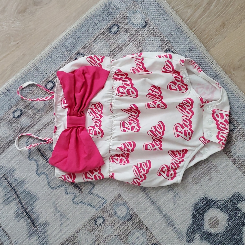 PatPat Barbie Bow Baby Girl Bubble Romper Sz12-18m